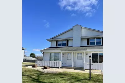 1452 Canyon Drive Drive #15, Janesville, WI 53546 - Photo 1