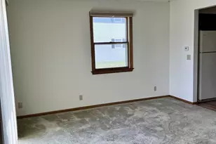 1452 Canyon Dr Dr, Janesville, WI 53546 - Photo 6