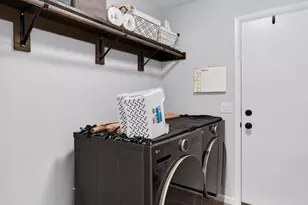 6144 Stoney Oak Ln, Madison, WI 53718 - Photo 14