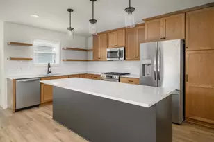 456 New Hampton Dr, Oregon, WI 53575 - Photo 6