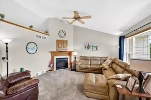 268 Meadow Ln, Poynette, WI 53955 - Photo 4
