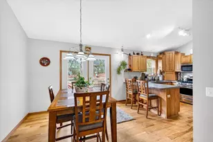 268 Meadow Ln, Poynette, WI 53955 - Photo 8
