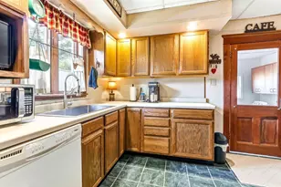 555 Pine Ave, Hillsboro, WI 54634 - Photo 6