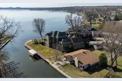 2809 Dewey Court, Middleton, WI 53562 - Photo 2