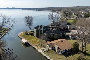 2809 Dewey Ct, Middleton, WI 53562 - Photo 2