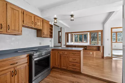 2809 Dewey Court, Middleton, WI 53562 - Photo 10