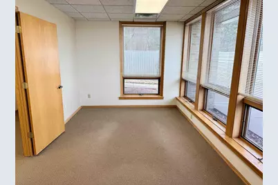 1424 N High Point Road #1424, Middleton, WI 53562 - Photo 4