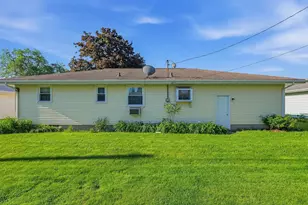 522 W Lincoln St, Waupun, WI 53963 - Photo 20