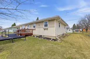 522 W Lincoln St, Waupun, WI 53963 - Photo 20