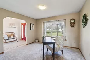 978 N Dewey Ave, Jefferson, WI 53549 - Photo 30