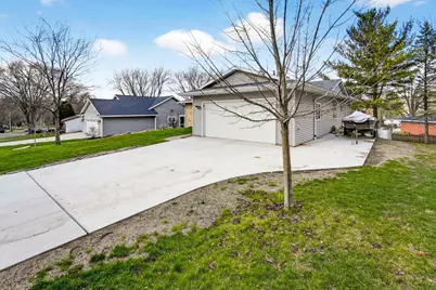1331 Erick Street, Fort Atkinson, WI 53538 - Photo 6