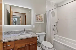 15 S Broom St, Madison, WI 53703 - Photo 30