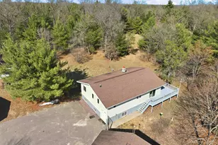 890 Gale Dr, Dell Prairie, WI 53965 - Photo 2