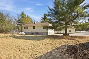 890 Gale Dr, Dell Prairie, WI 53965 - Photo 20