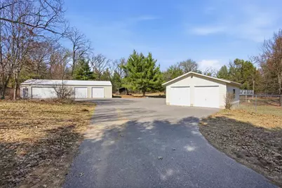 890 Gale Drive, Dell Prairie, WI 53965 - Photo 16