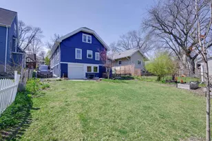 2422 Chamberlain Ave, Madison, WI 53726 - Photo 4