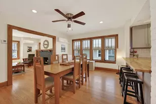 2422 Chamberlain Ave, Madison, WI 53726 - Photo 14