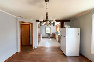 1534 S Osborne Ave, Janesville, WI 53546 - Photo 8