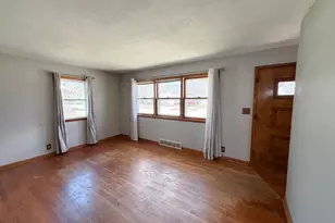 1534 S Osborne Ave, Janesville, WI 53546 - Photo 4