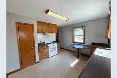 1534 S Osborne Avenue, Janesville, WI 53546 - Photo 6