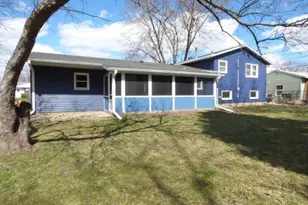 1740 Sumac Ct, Beloit, WI 53511 - Photo 2