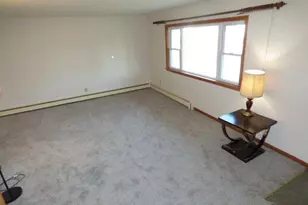 1740 Sumac Ct, Beloit, WI 53511 - Photo 4