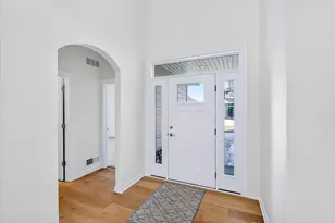 1146 Irene Ct, Waunakee, WI 53597 - Photo 6