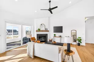 1148 Irene Ct, Waunakee, WI 53597 - Photo 8