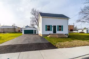 200 Garfield Ave, Reeseville, WI 53579 - Photo 42