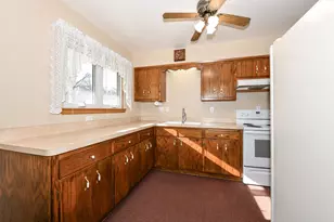 257 Mohawk Rd, Janesville, WI 53545 - Photo 16