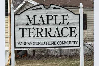 W211N11863 Hilltop Drive #D14, Germantown, WI 53022 - Photo 2