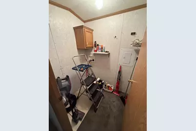 W211N11863 Hilltop Drive #D14, Germantown, WI 53022 - Photo 12