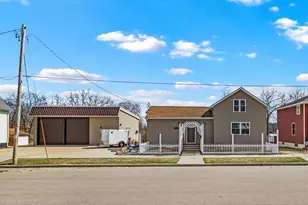 1716 Kilbourn Ave, Tomah, WI 54660 - Photo 1