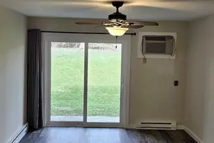 1004 N Sunnyvale Ln, Madison, WI 53713 - Photo 8