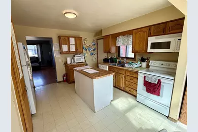 4713 Kennedy Road, Madison, WI 53704 - Photo 8