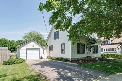834 S Birdsey Street, Columbus, WI 53925 - Photo 2