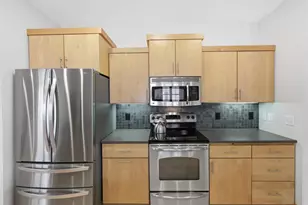 1101 Hamilton St, Stoughton, WI 53589 - Photo 6