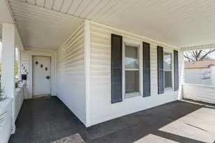 1229 Ruger Ave, Janesville, WI 53545 - Photo 4