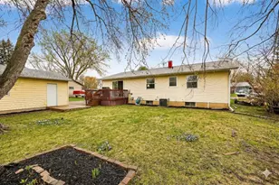 209 Midvale Dr, Marshall, WI 53559 - Photo 38