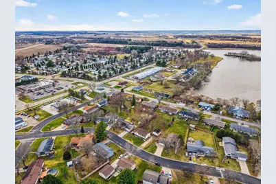 209 Midvale Drive, Marshall, WI 53559 - Photo 10