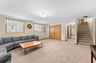 1422 Ridgeview Dr, Reedsburg, WI 53959 - Photo 28