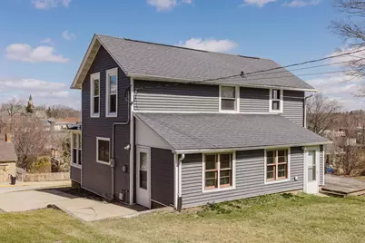 318 Maiden Street, Mineral Point, WI 53565 - Photo 4