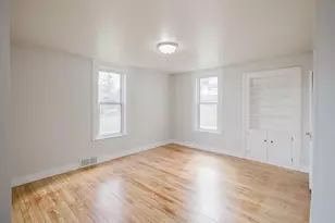 318 Maiden St, Mineral Point, WI 53565 - Photo 14