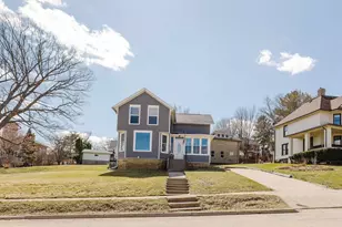 318 Maiden St, Mineral Point, WI 53565 - Photo 36