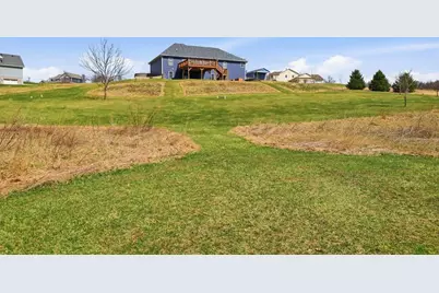 7037 N Hillside Court, Delavan, WI 53115 - Photo 38