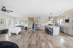 7037 N Hillside Ct, Delavan, WI 53115 - Photo 8