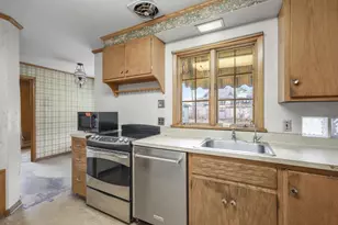 3625 Spring Trail, Madison, WI 53711 - Photo 12