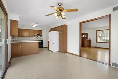 4702 Retana Drive, Madison, WI 53714 - Photo 14