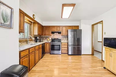 4431 Meadow Wood Circle, DeForest, WI 53532 - Photo 10