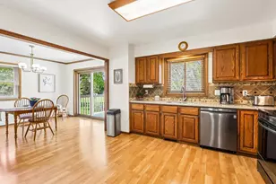 4431 Meadowwood Cir, DeForest, WI 53532 - Photo 12